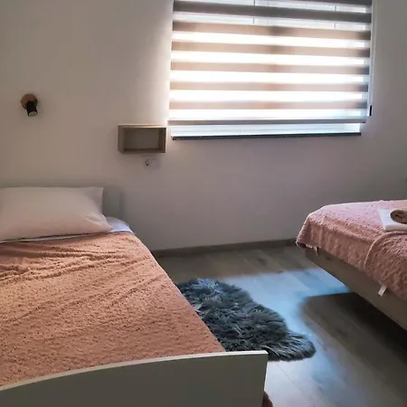 Apartman Levi Pula Exterior photo