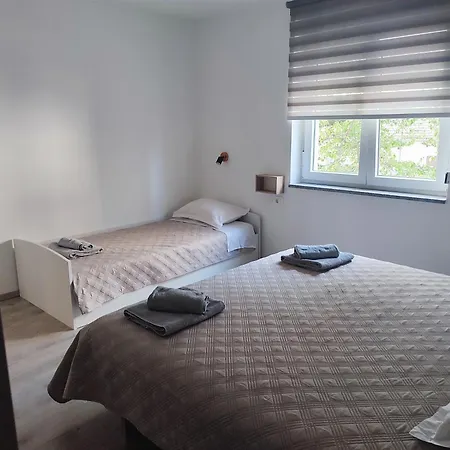 Apartman Levi Pula Exterior photo